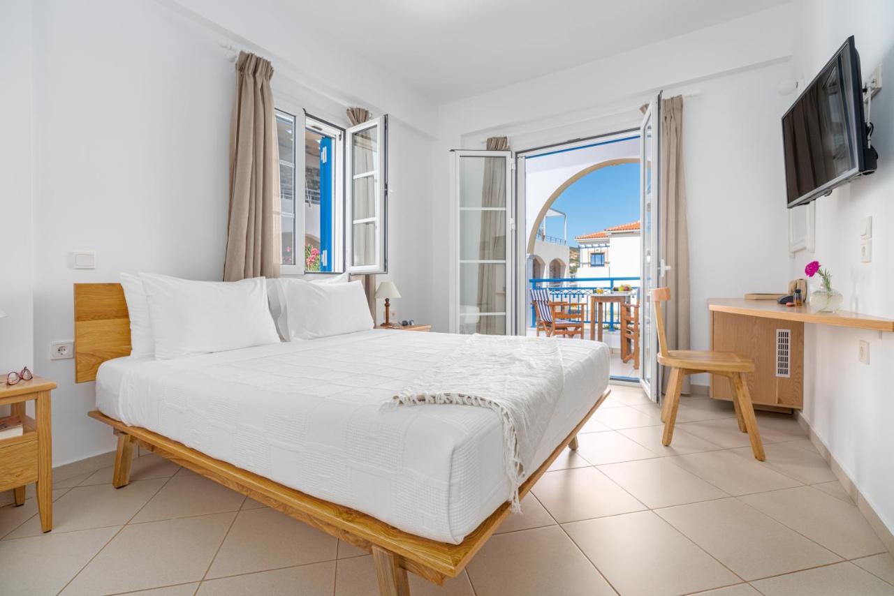 Pelagia Aphrodite Hotel Agia Pelagia  ภายนอก รูปภาพ